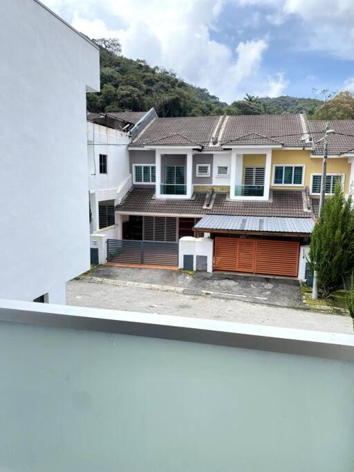 Azzalea Homes 2 @ Taman Golden Hills Cao nguyên Cameron Ngoại thất bức ảnh
