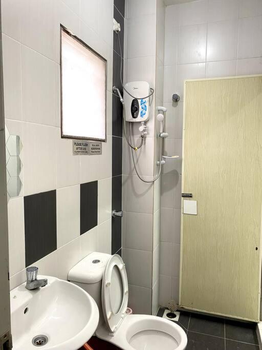 Azzalea Homes 2 @ Taman Golden Hills Cao nguyên Cameron Ngoại thất bức ảnh